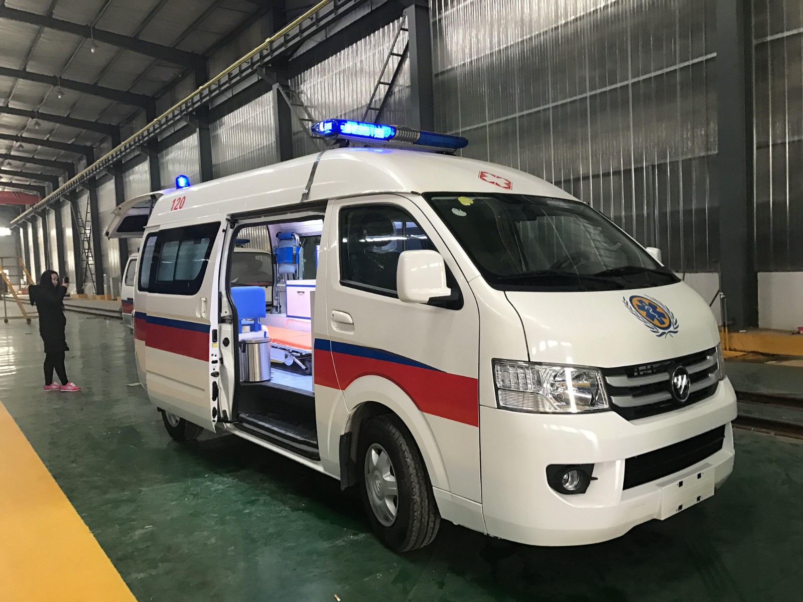 隆昌市救护车转院